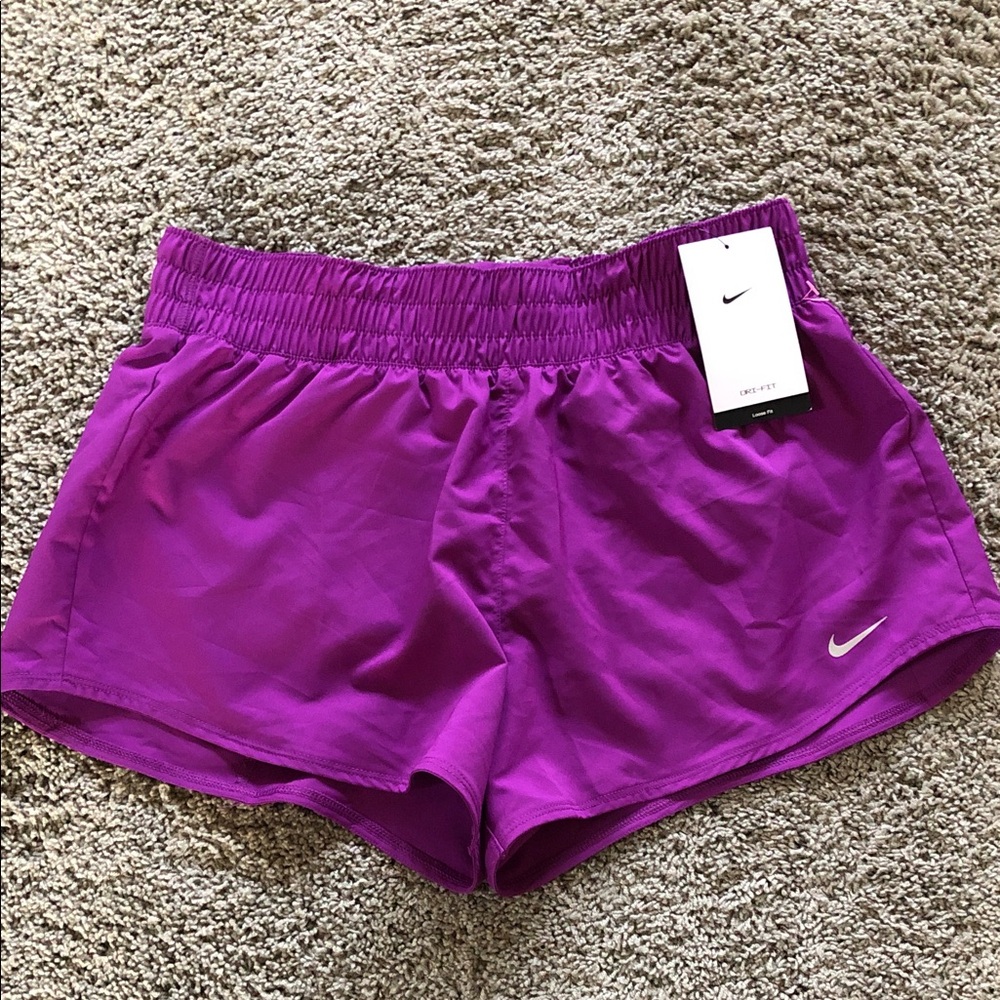 Nike Women's Dri-Fit Purple Athletic Running Training Shorts size medium NEW